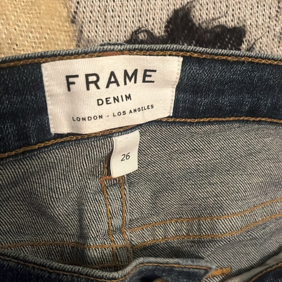 FRAME distressed Le Garçon jeans size 26 - Picture 3 of 7